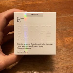NIB IT Cosmetics Secret Sauce Moisturizer